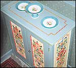 hall cupboard - click to enlarge